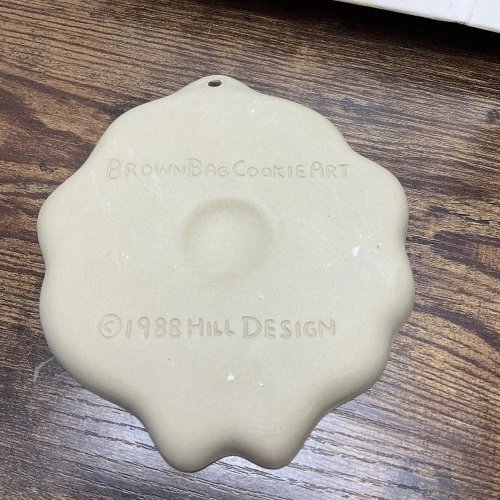 Brown Bag Cookie Art Mold‎ Wreath 1988 Holly Bird Stoneware Vintage Box